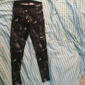 Nike Pro Dri-Fit Patterned Leggings